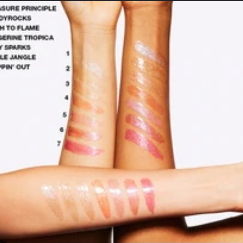 MAC Cosmetics Dazzleglass Lip Gloss - Moth to a Flame✨ - Picture 6 of 6